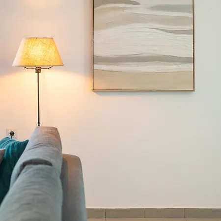 아파트 New Modern In Center *